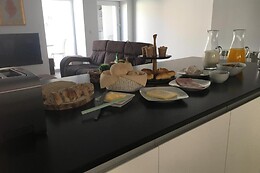 THE SPOT HOSTEL OFIR