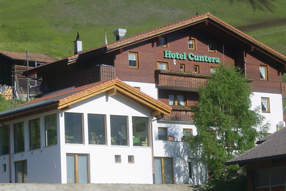 Hotel Cuntera - photo 3