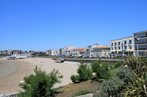 Hotel The Originals Royan Miramar - photo 7