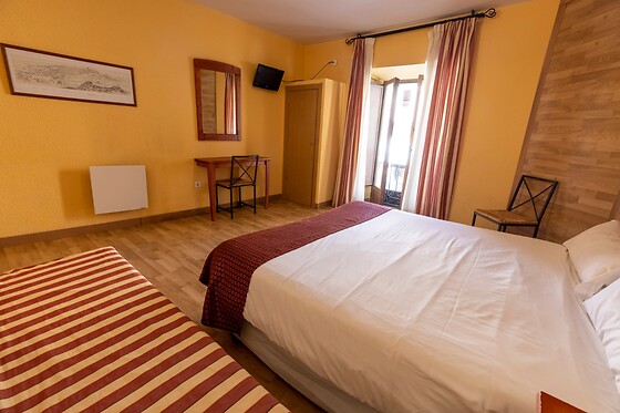 HOSTAL RESTAURANTE PUERTA DEL ALCÁZAR - photo 4