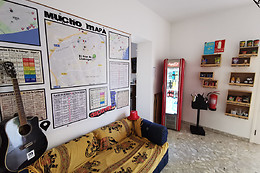 MUCHA MASIA HOSTEL RURAL-URBÀ