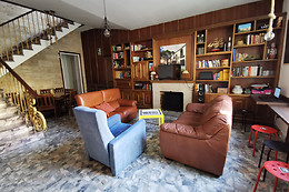 MUCHA MASIA HOSTEL RURAL-URBÀ