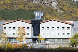 HOTEL PLAZAOLA