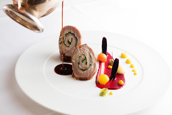 Restaurant Schloss Bottmingen - photo 0