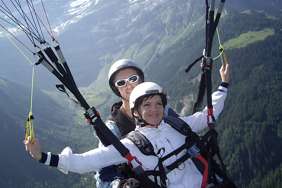 Paragliding Gstaad Switzerland - photo 6